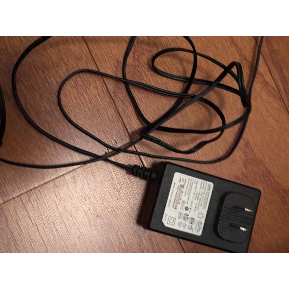 Arris Surfboard SBG6580 Cable Modem WiFi Router Combo - Picture 6 of 6